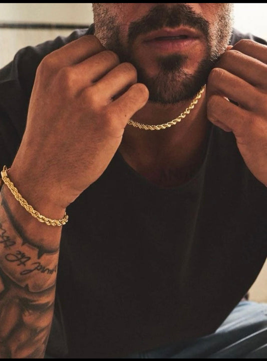 Zuri Men Minimalist Gold Twisted, Design Necklace & Bracelet Z119