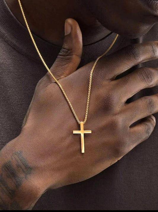 Zuri Z1030 Small Gold Men’s Style Cross Pendant Stainless Steel Necklace Suitable For Men To Wear On The Street Every Day.