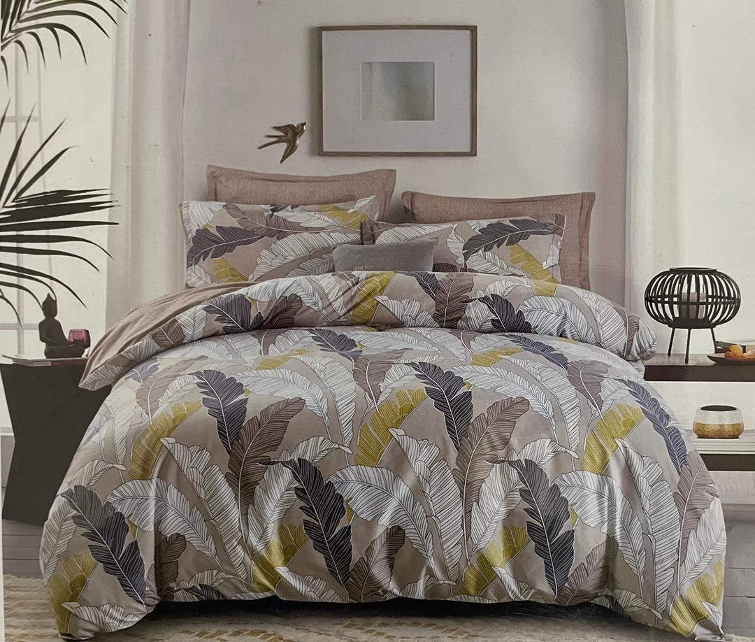 Cream Feathers Complete Bed Sheets Set