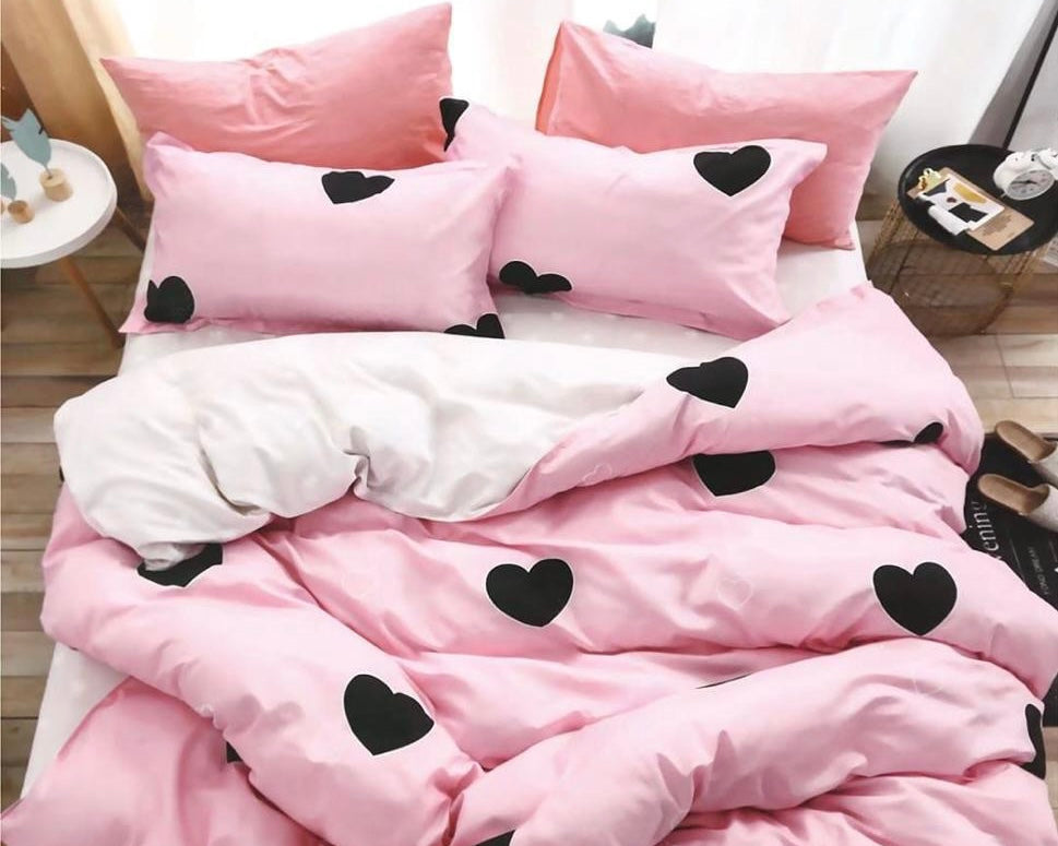 Pink With Black Hearts Complete Bed Sheets Set